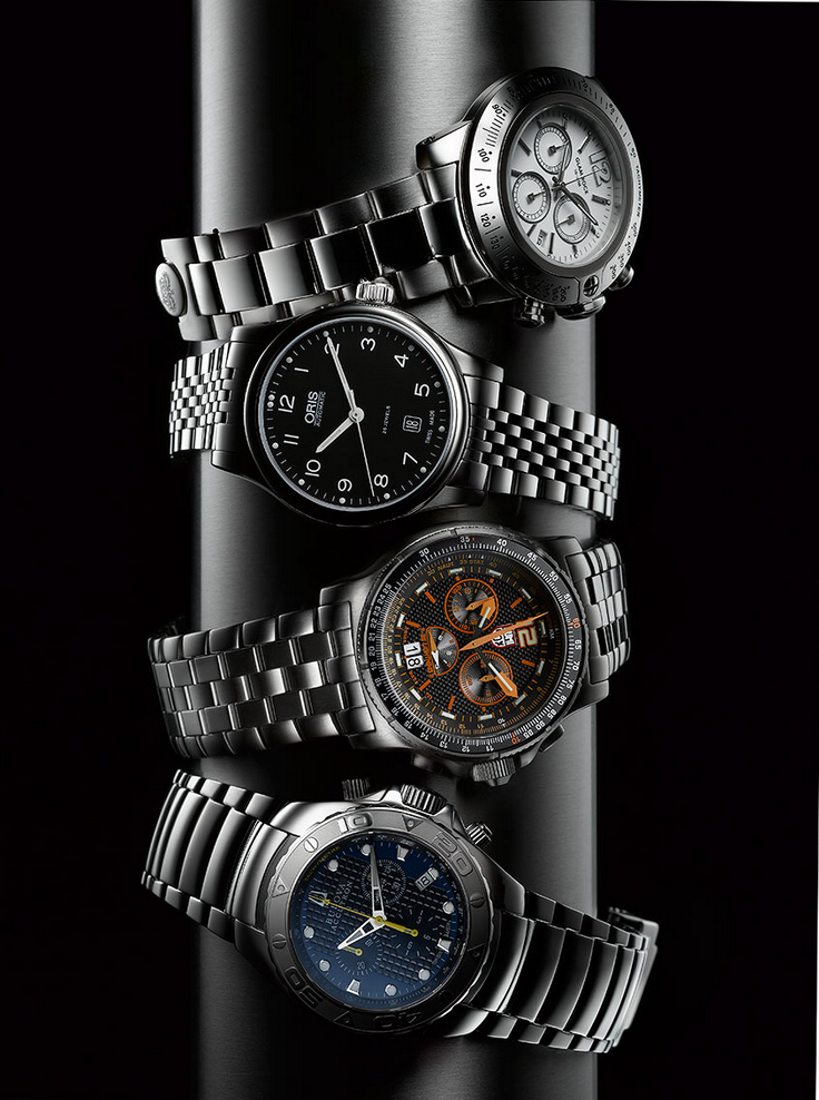 Luxury Watch Stack Dark Studio Ad Genflow テンプレートプレビュー