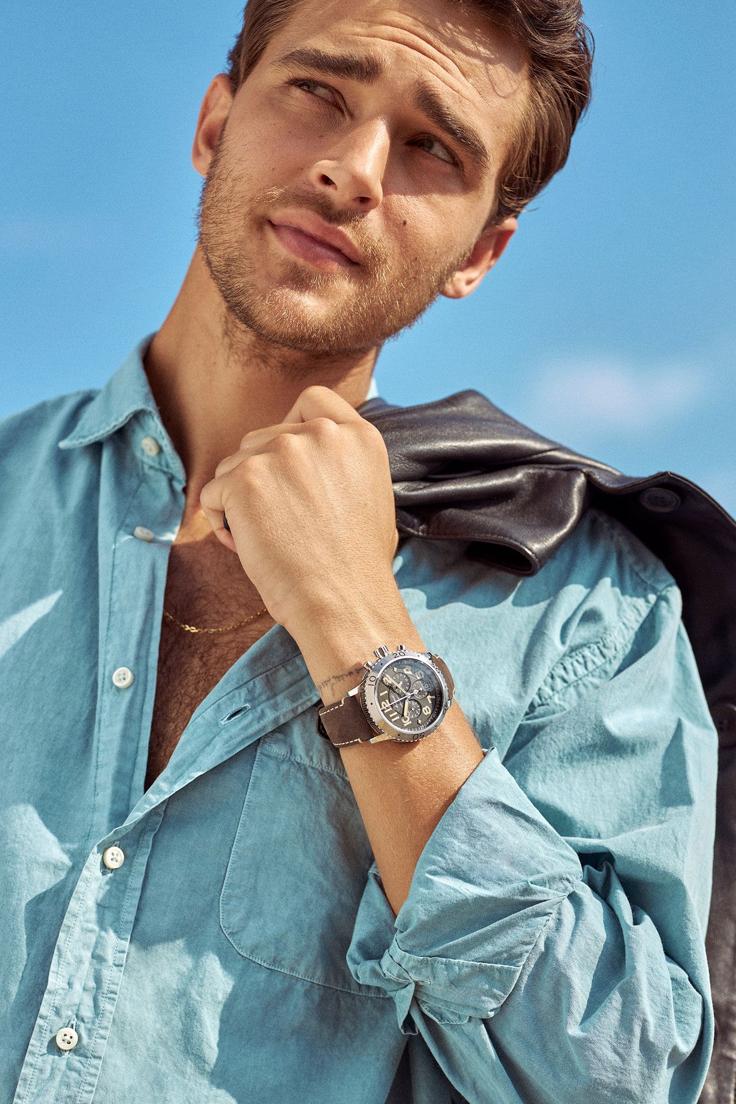 Luxury Watch Summer Fashion Portrait Genflow template preview