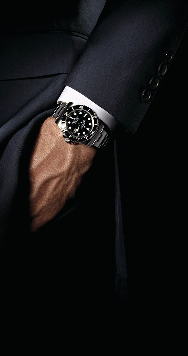Moody Luxury Watch Suit Portrait Genflow template preview