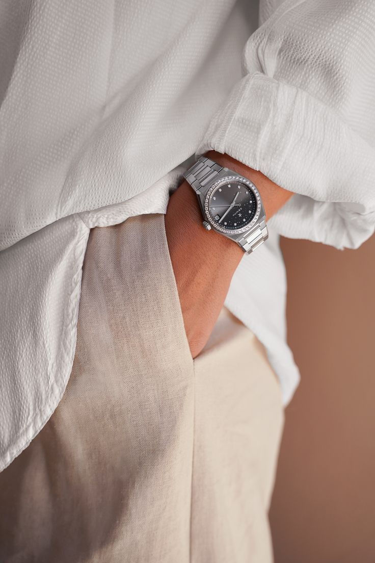 Minimalist Luxury Wristwatch Lifestyle Scene Genflow template preview