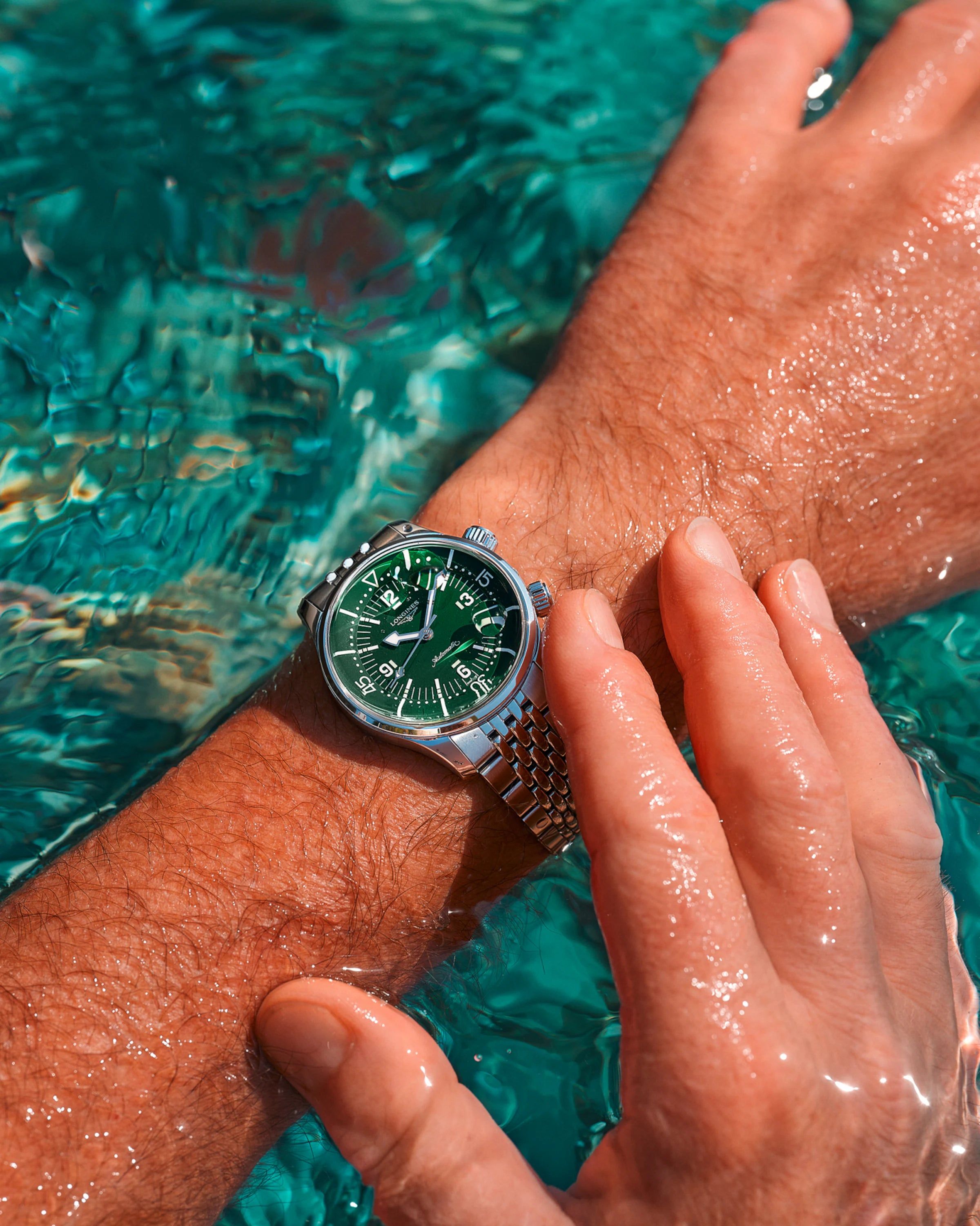Luxury Wristwatch In Turquoise Water Genflow template preview