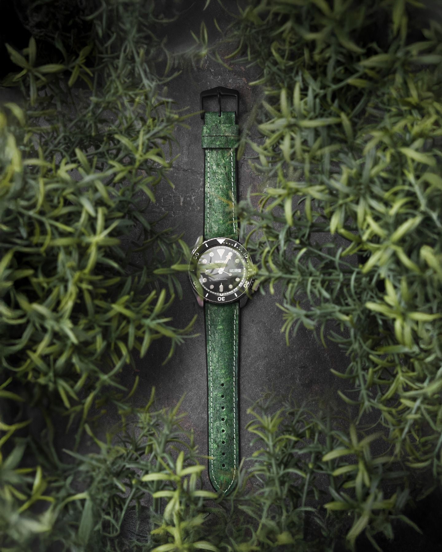 Forest Camouflage Watch Product Shot Genflow template preview