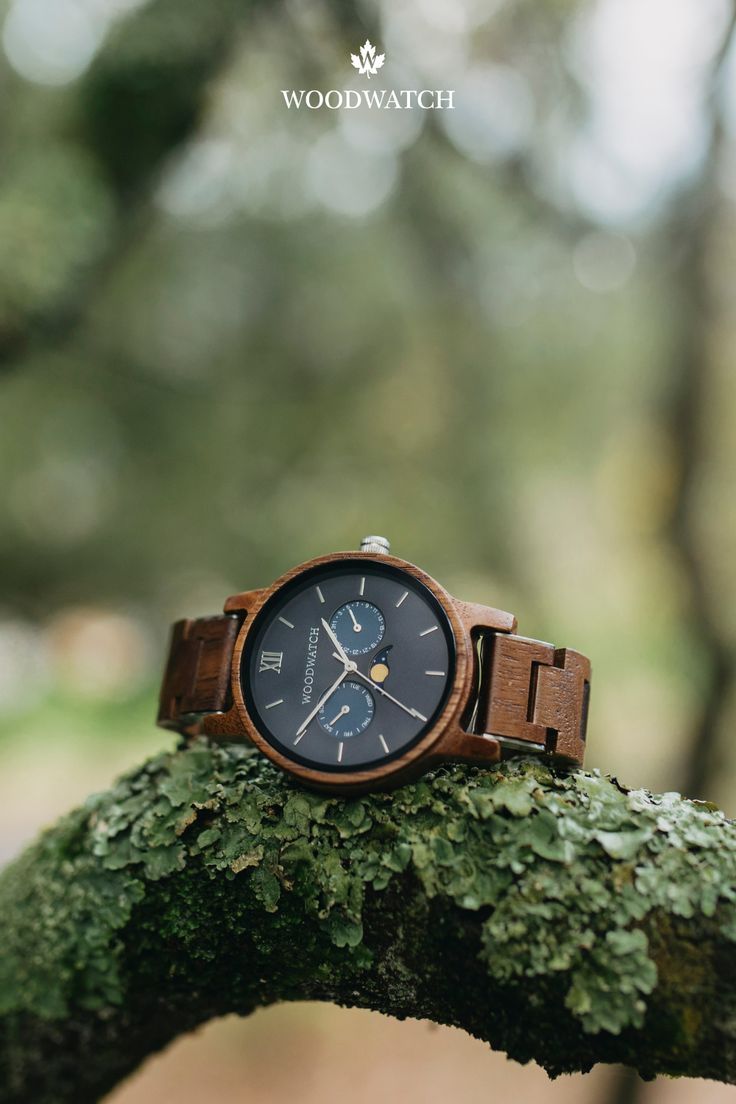 Rustic Wooden Watch Forest Product Shot Genflow template preview