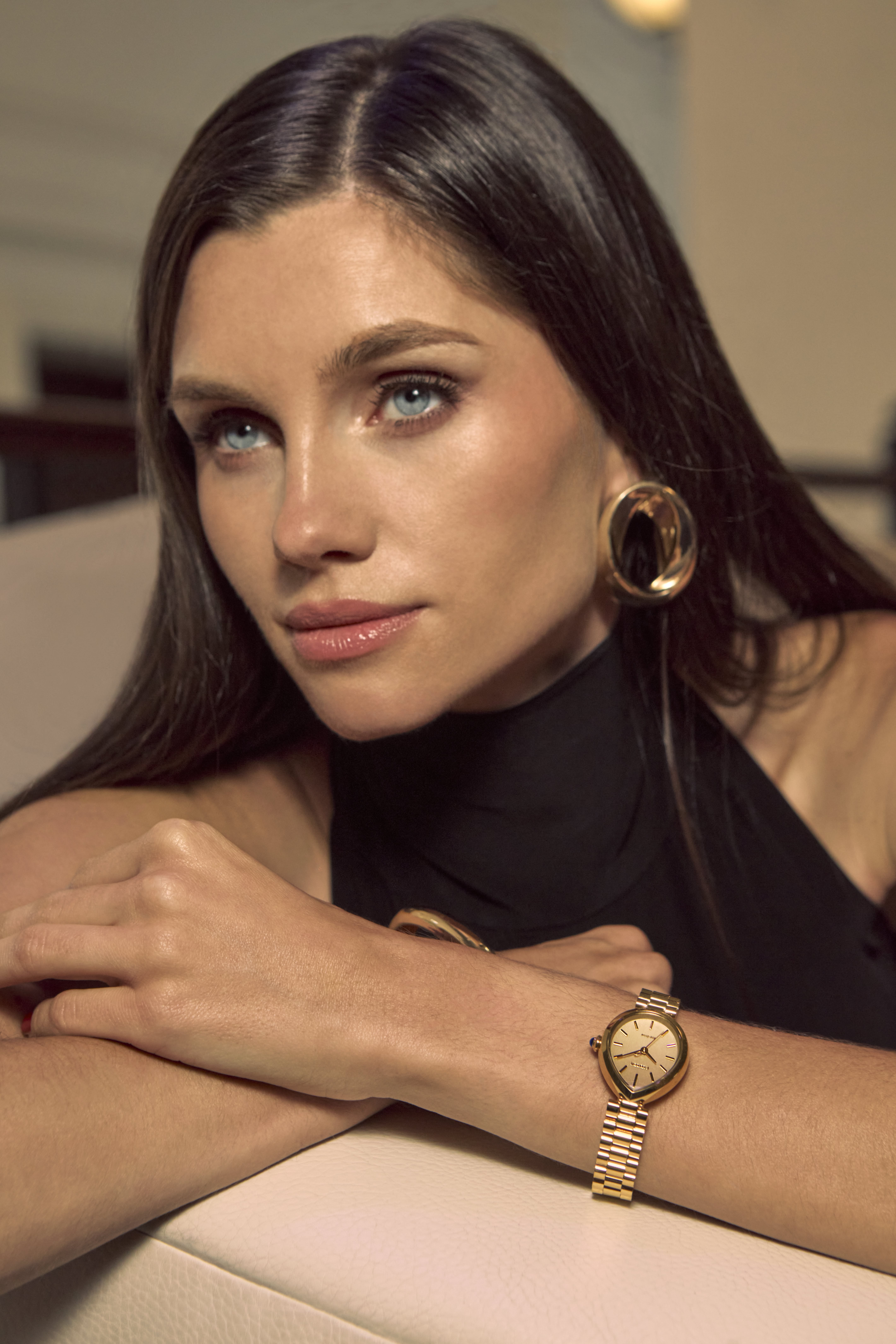 Luxury Gold Watch Lifestyle Portrait Genflow template preview