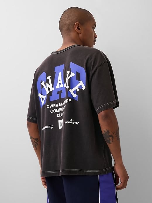 Streetwear Back Graphic Tee Studio Shot Genflow template preview