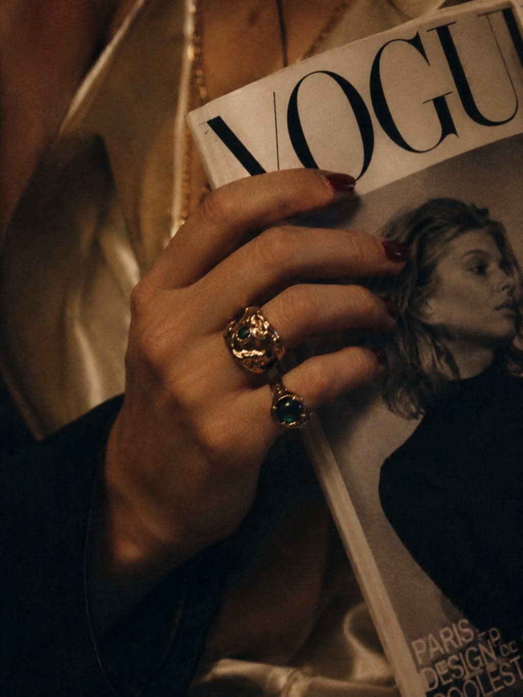 Moody Vogue Magazine Fashion Editorial Genflow template preview