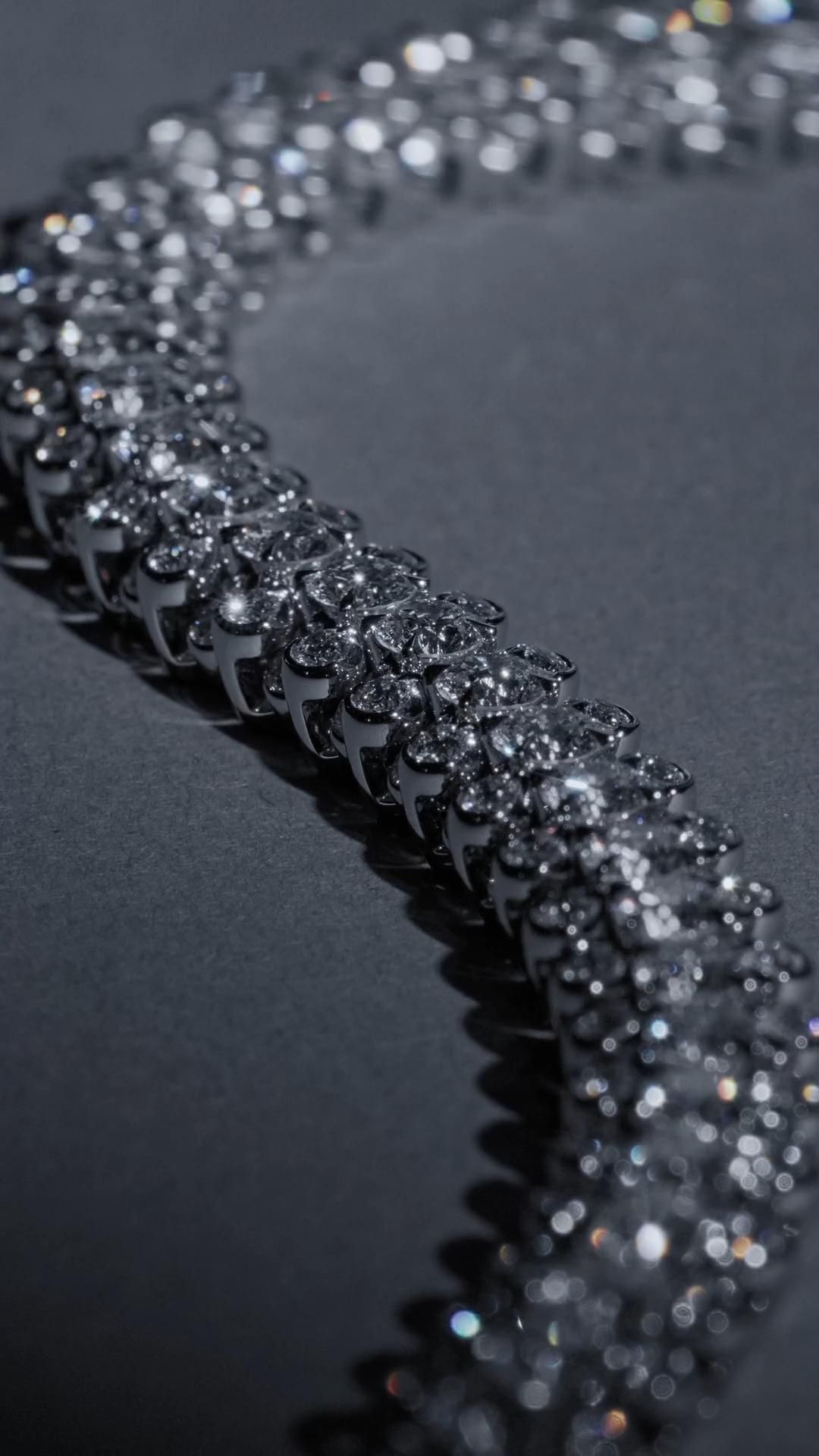Luxury Diamond Tennis Bracelet Macro Genflow template preview
