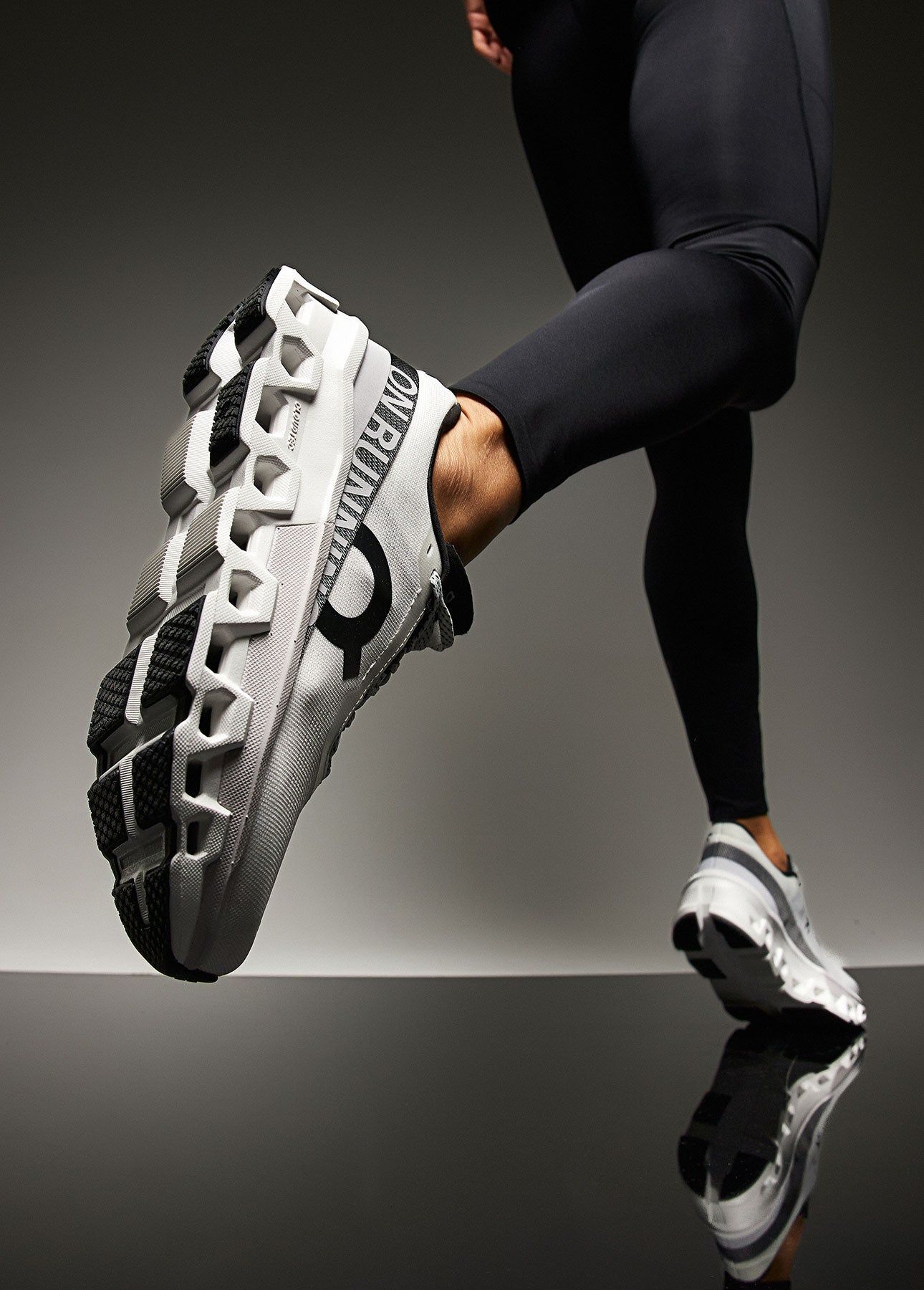 Sport Footwear Photography 0013 Creative Design Generator Genflow テンプレートプレビュー