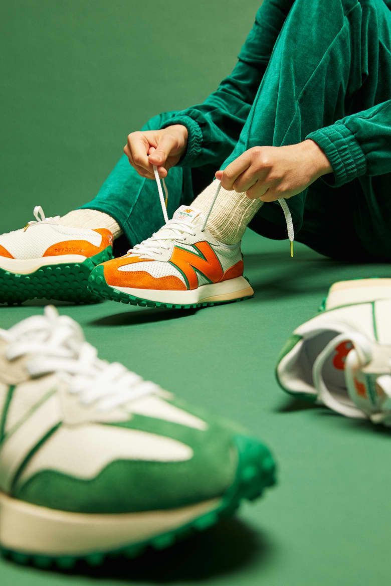END. Features | New Balance x Casablanca 327 Creative Design Generator Genflow 模板預覽