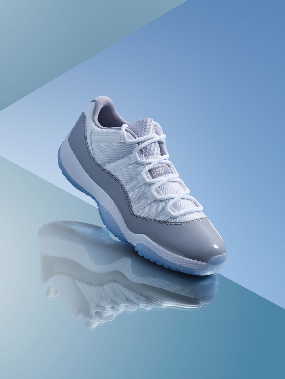Sport Footwear Photography 0172 Creative Design Generator Genflow テンプレートプレビュー