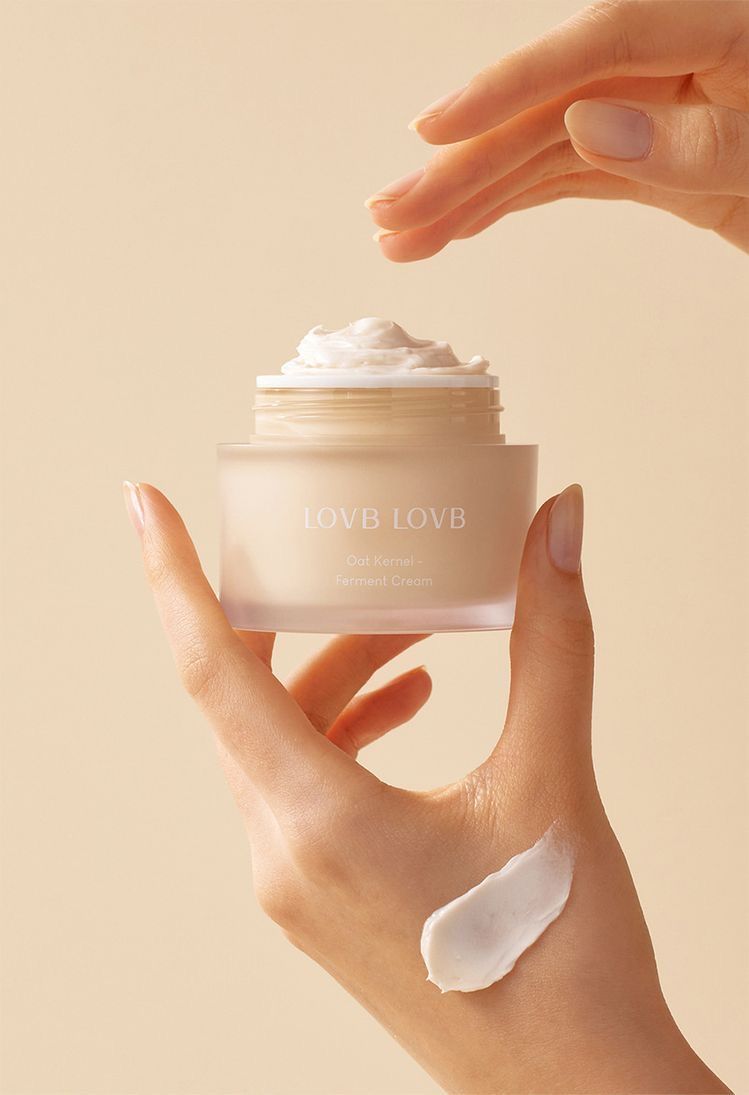 Skincare Product Photography 0001 Creative Design Generator Genflow template preview