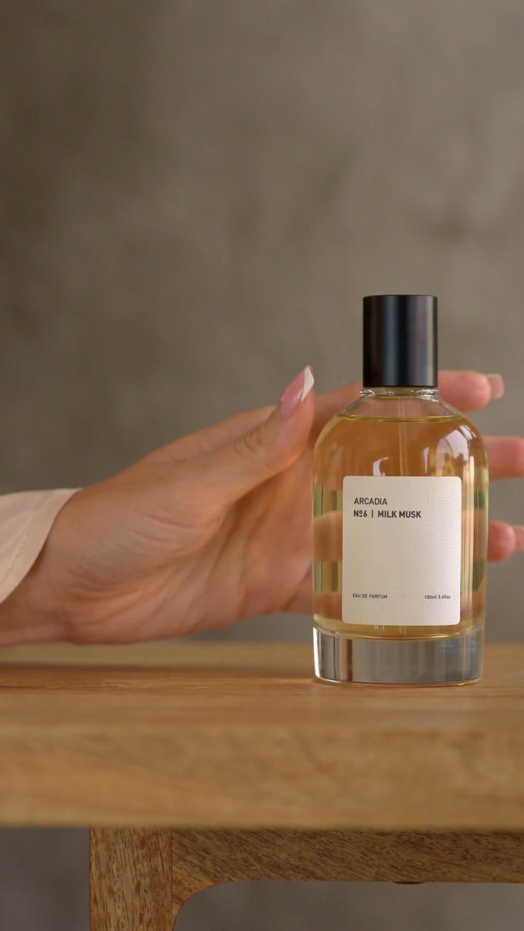 Skincare Product Photography 0005 Creative Design Generator Genflow テンプレートプレビュー