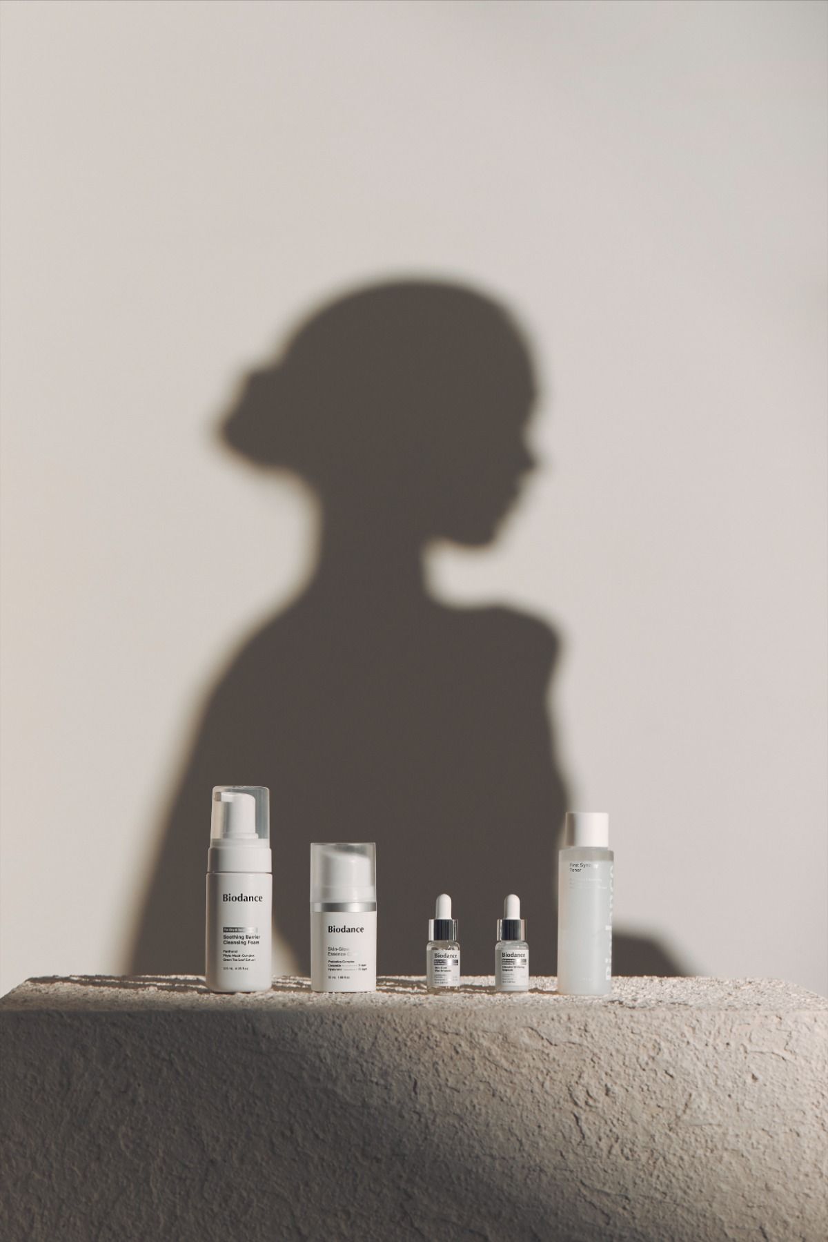 Skincare Product Photography 0104 Creative Design Generator Genflow 模板預覽