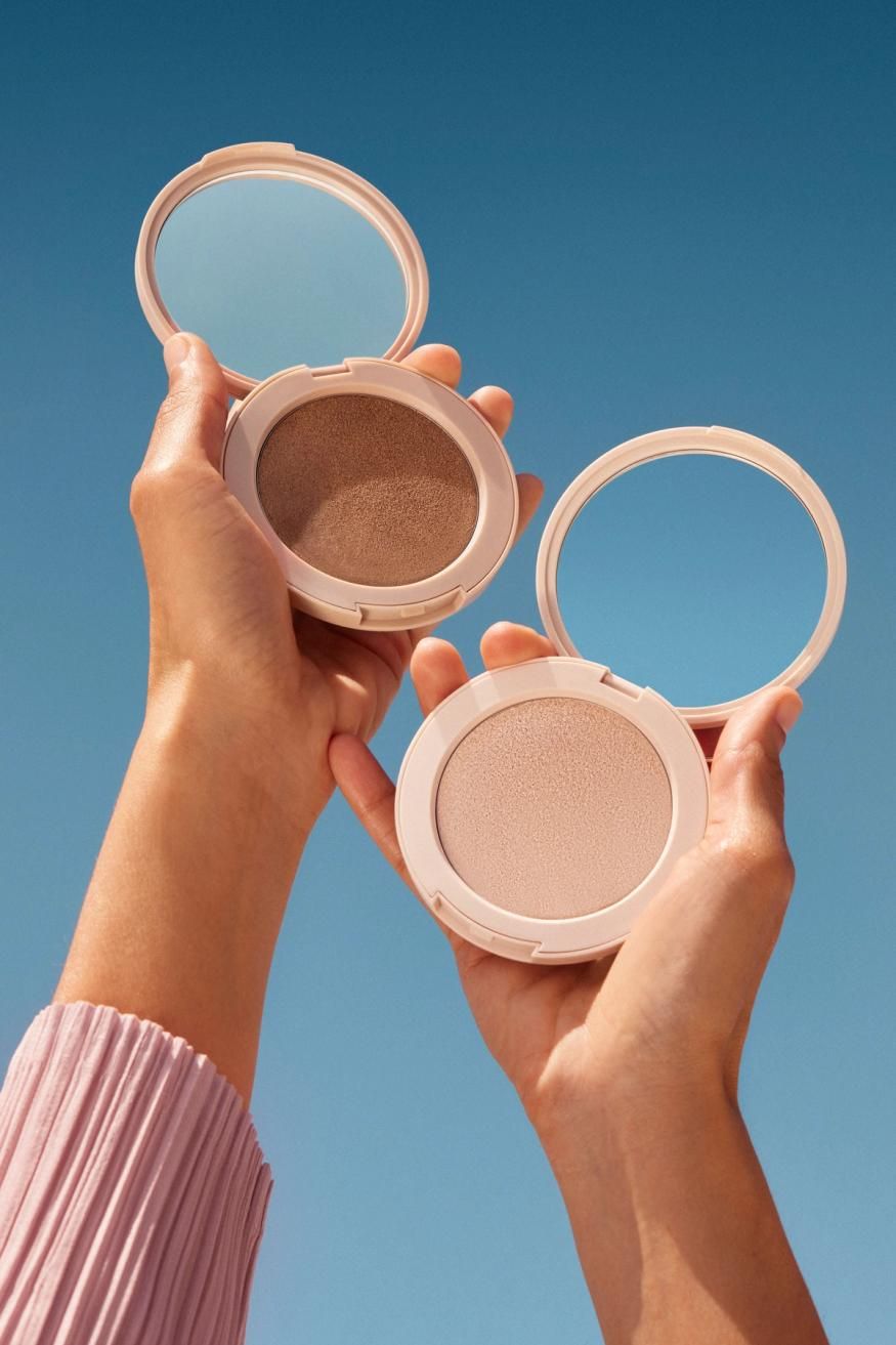 Ilia — Bronzer & Highlighter Creative Design Generator Genflow テンプレートプレビュー