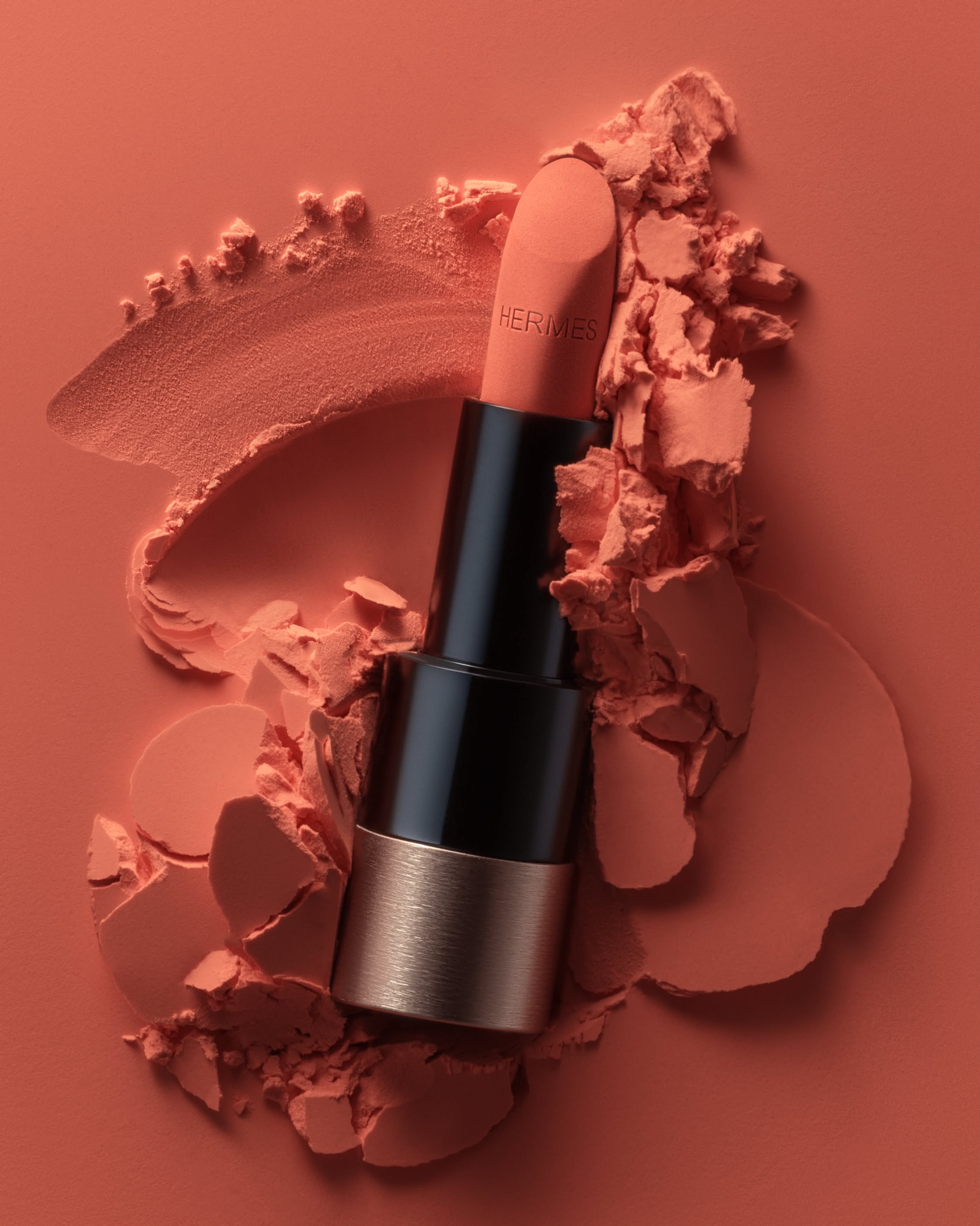 Product Retouch Photographer: @Rita_vanwerven Photo: @Retouch_nelli «Предметная ретушь» Re Creative Design Generator Genflow template preview