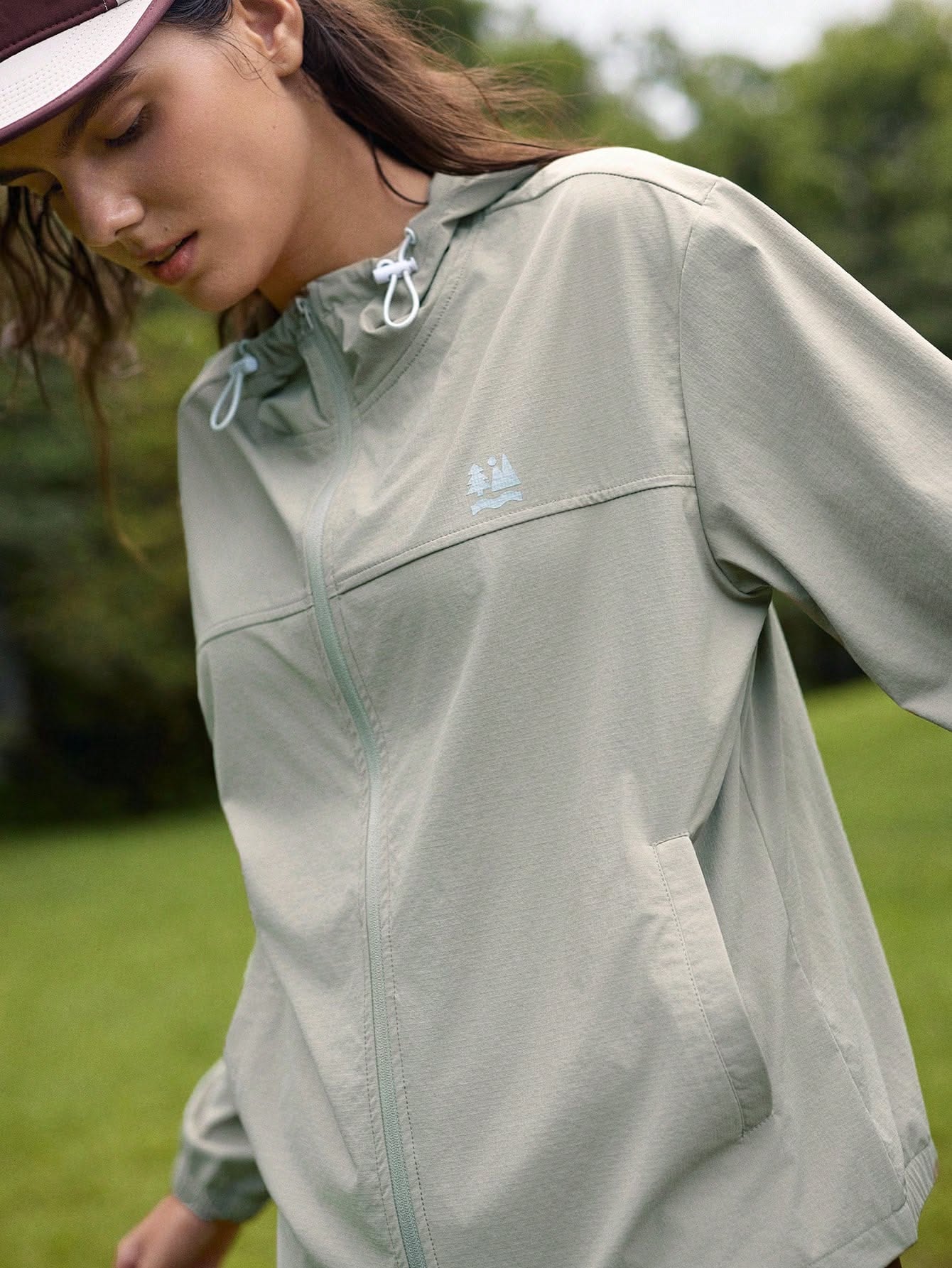 Damen Einfarbige Kapuzen Outdoor Regular Jacke Creative Design Generator Genflow 模板預覽