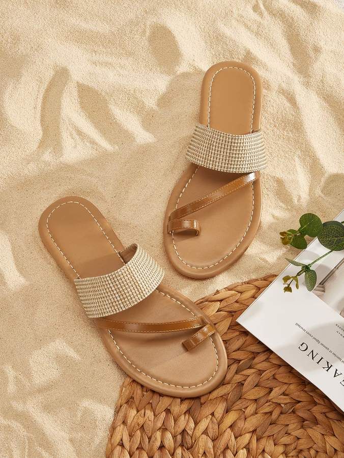Summer Sandal Photo 0102 Creative Design Generator Genflow テンプレートプレビュー