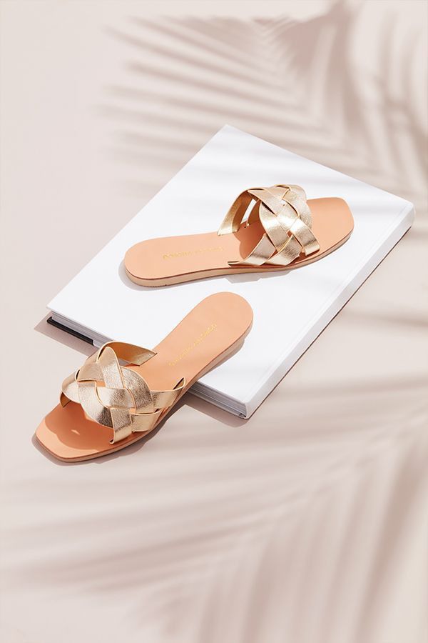 Summer Sandal Photo 0117 Creative Design Generator Genflow テンプレートプレビュー