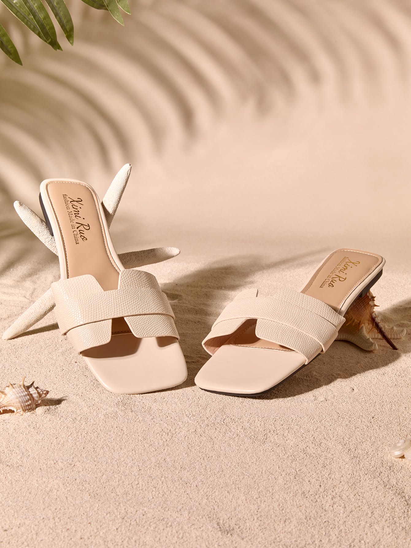 Neue Mode Frühling/sommer Lässige Riemen Slip-on Sandalen, Bequeme Flache Absätze Creative Design Generator Genflow 模板預覽